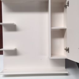 Armario en DM para baño lacado en blanco