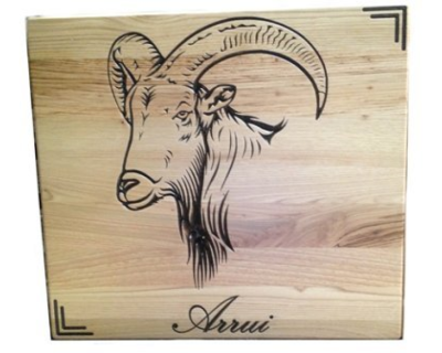 Animal grabado en madera «Arruí»