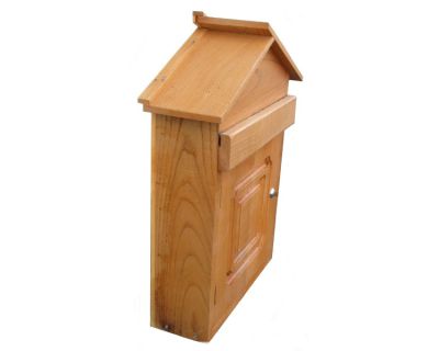 Buzón en madera de castaño