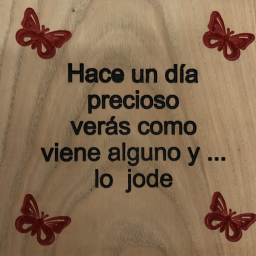 Bonitas frases grabadas en madera