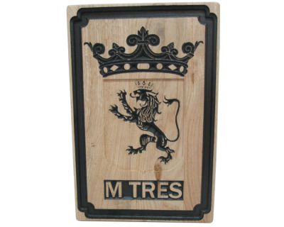 Escudo «León» grabado en madera y personalizado