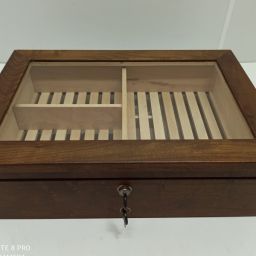 Caja humidificadora para puros