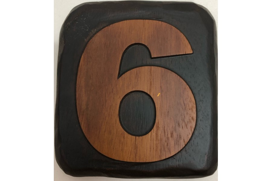 Números grabados en madera modelo rústico